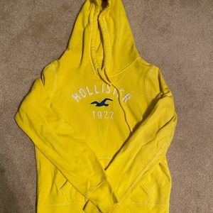 Yellow Hollister sweatshirt